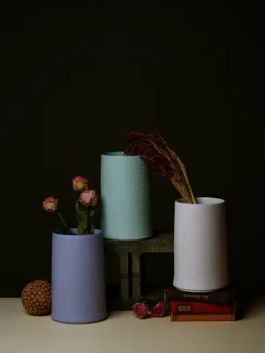 COLD MOUNTAIN VASE BISQUE